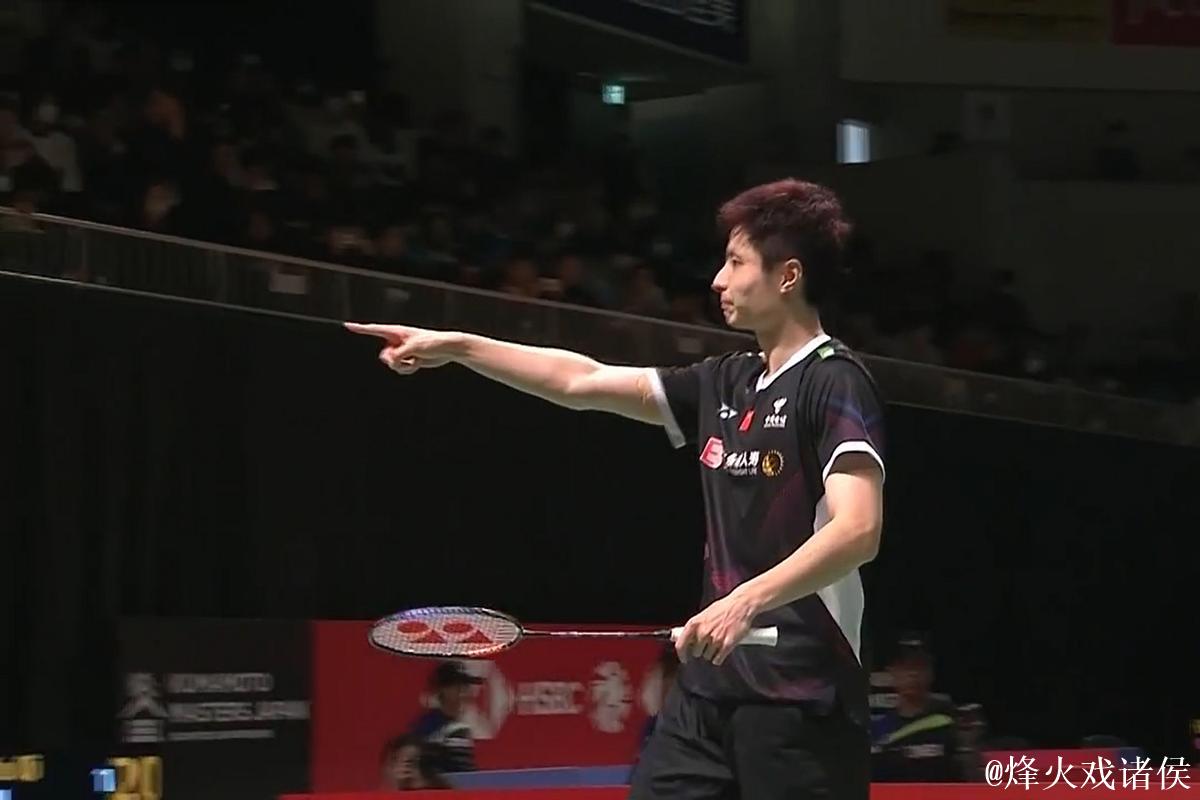 石宇奇2-1力克周天成 连胜两场晋级总决赛四强 石宇奇2-1力克周天成 连胜两场晋级总决赛四强